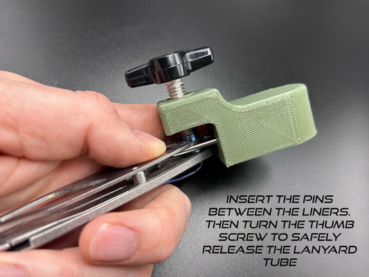 Spyderco Lanyard Tube Removal Tool for Paramilitary, PM2, PM3, and Manix 2