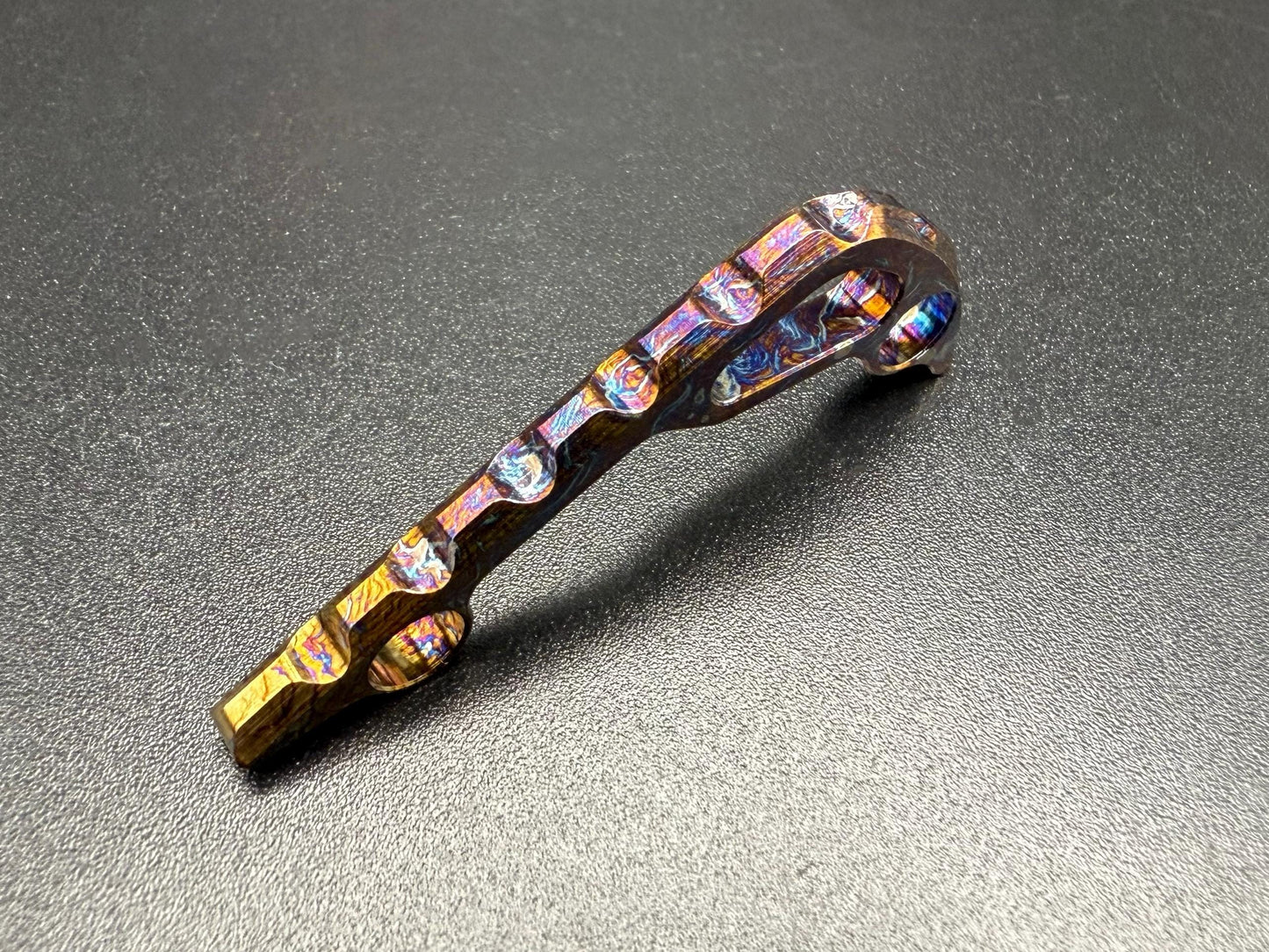 TITANIUM Lightning Ano Back Spacer for Benchmade Bugout 535