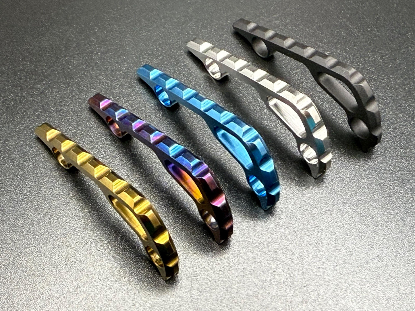TITANIUM Back Spacer for Benchmade Bugout 535