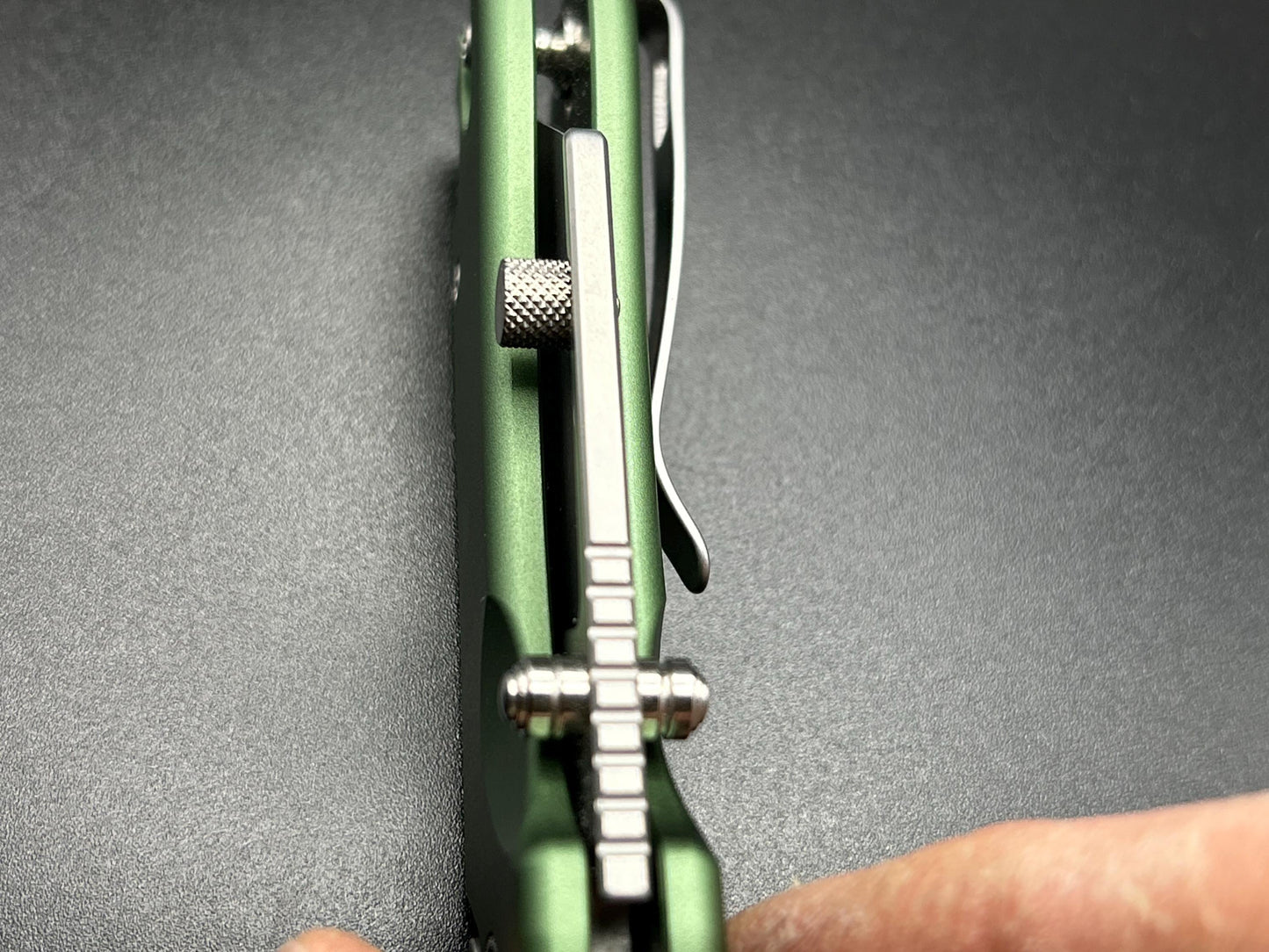 CIVIVI Elementum Utility Tool-less Blade Change Thumb Screw!!